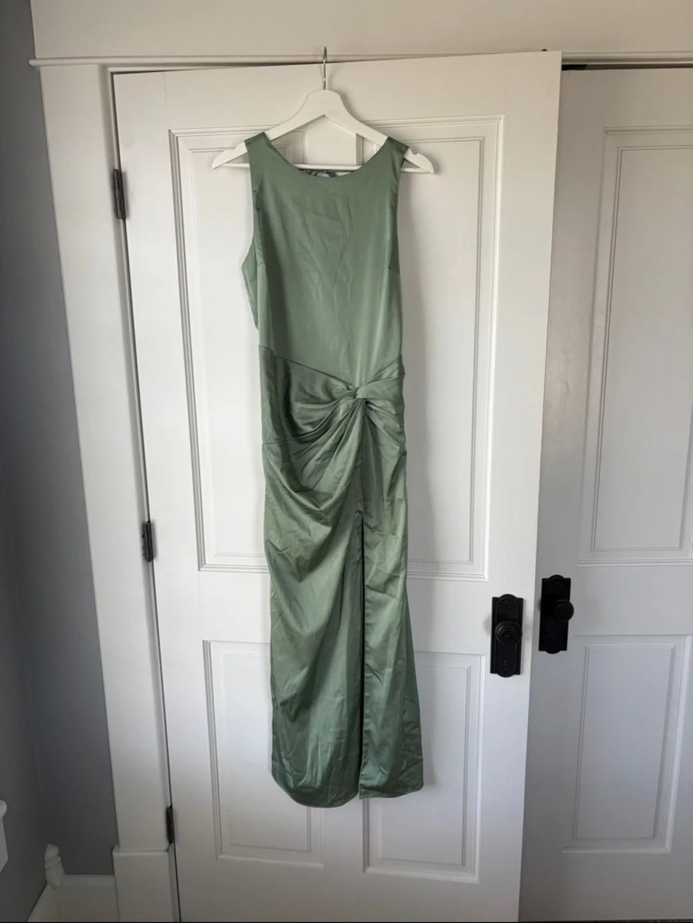 Abercrombie & Fitch Sage Green Twist-Front Maxi Dress - Picture 3 of 7